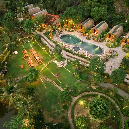 נין בין The Goat Boutique Resort מראה חיצוני תמונה