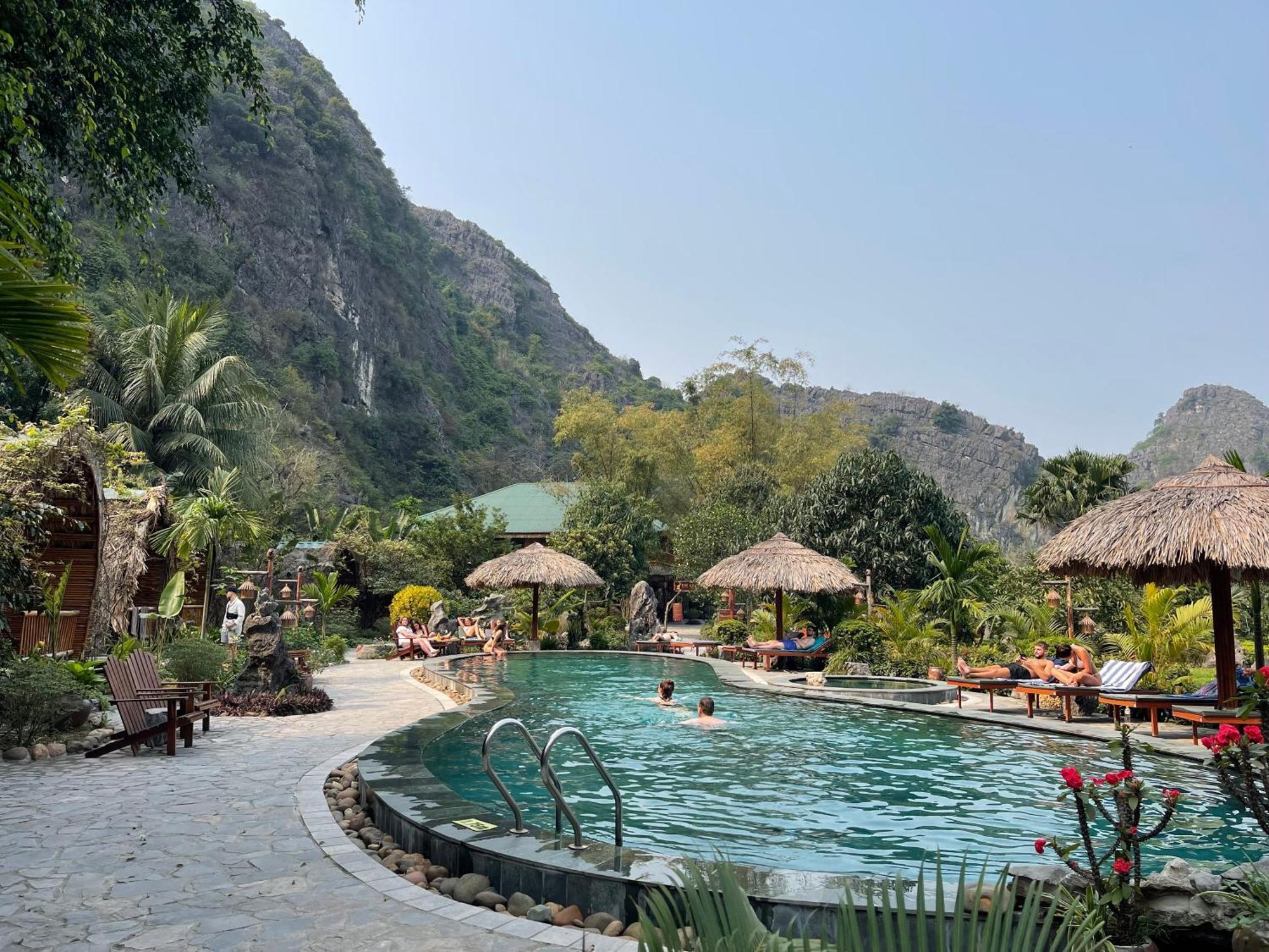 נין בין The Goat Boutique Resort מראה חיצוני תמונה
